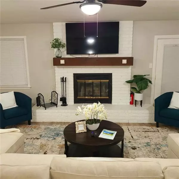 Natchitoches, LA 71457,181 TWIN LAKES DR