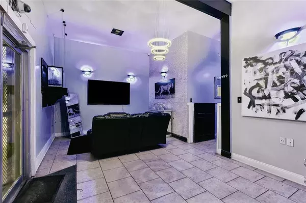 New Orleans, LA 70116,1536 N CLAIBORNE AVE