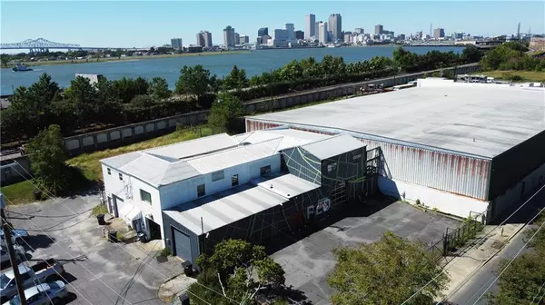 530 LOUISA ST, New Orleans, LA 70117