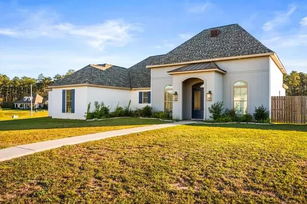 2224 FOREST TRAIL TRL, Woodworth, LA 71485