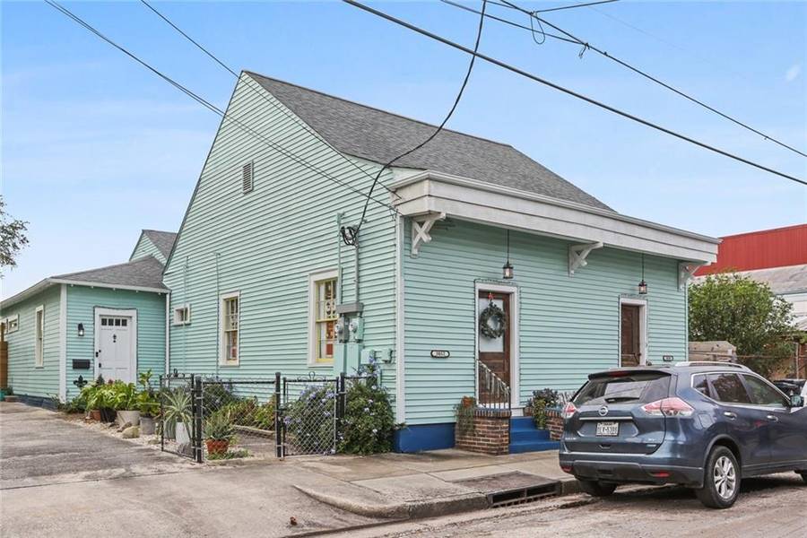 3032 ROYAL ST, New Orleans, LA 70117