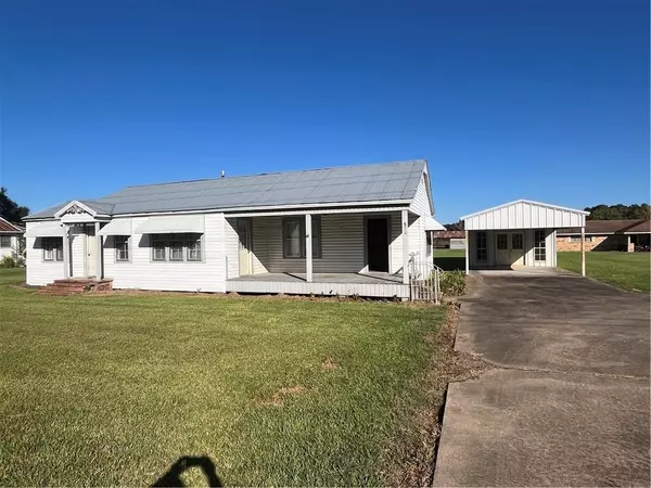 1838 115 HWY, Hessmer, LA 71341