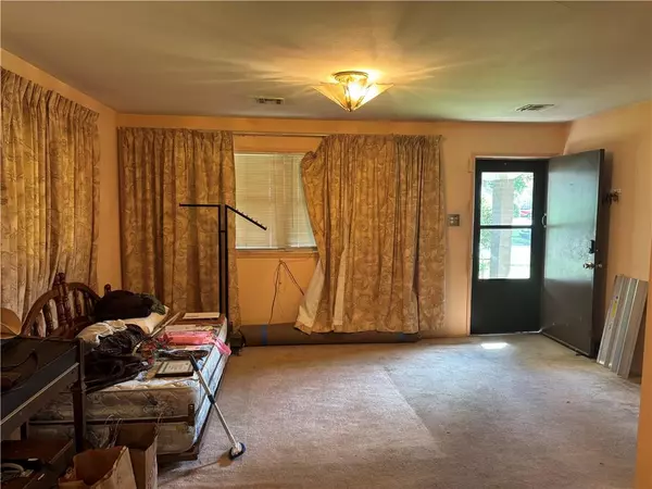 Harahan, LA 70123,542 ASHLAWN DR