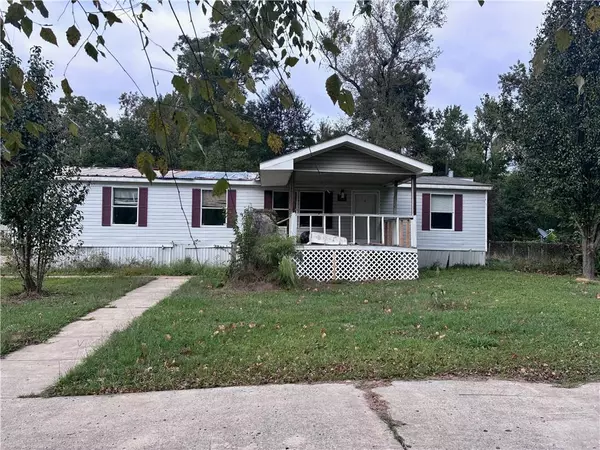 1320 TIOGA RD, Pineville, LA 71360