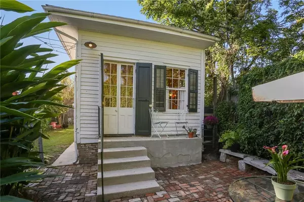 1024 MARTINIQUE ALY, New Orleans, LA 70117