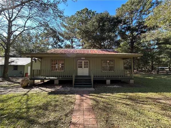 15051 GREEN ACRES DR, Covington, LA 70435