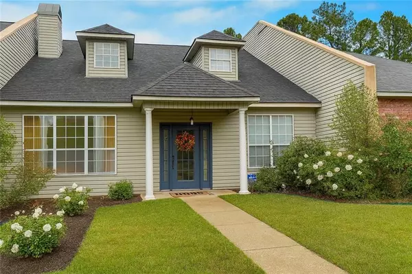 1015 JENNIFERS PL, Pineville, LA 71360