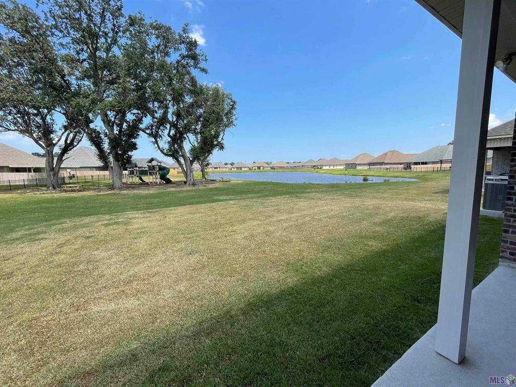 Belle Chasse, LA 70037,129 Cypress Park LN