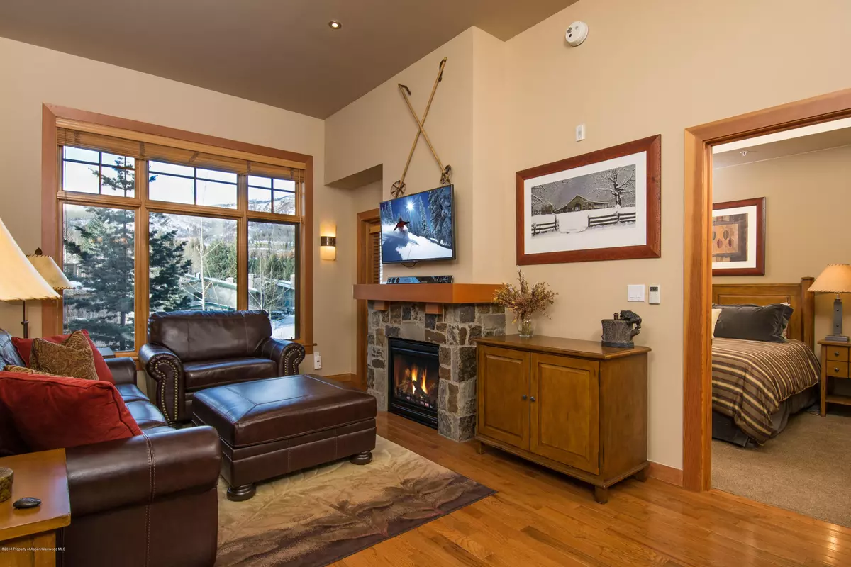 Snowmass Village, CO 81615,60 Carriage Way 3125