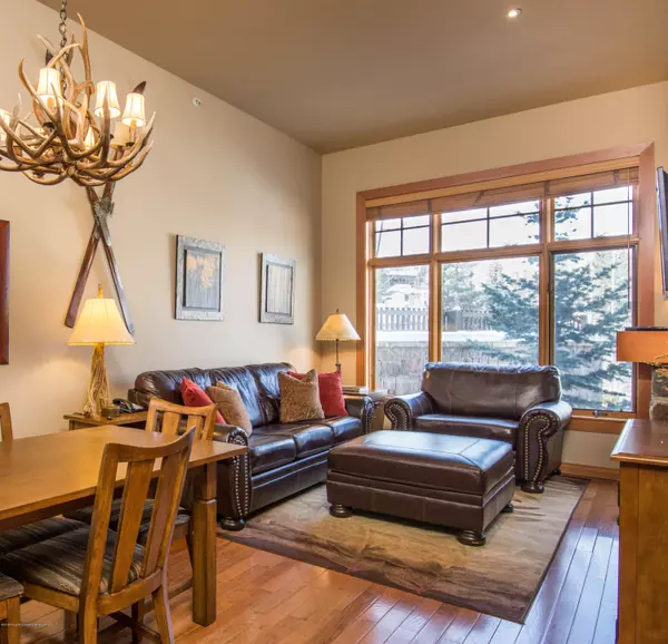 Snowmass Village, CO 81615,60 Carriage Way 3125