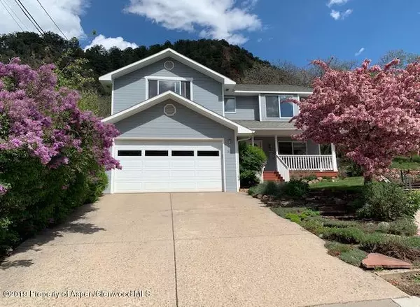 810 Crestwood Drive, Glenwood Springs, CO 81601