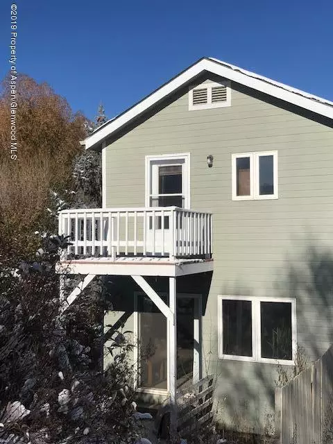 350 S 8th Street, Carbondale, CO 81623