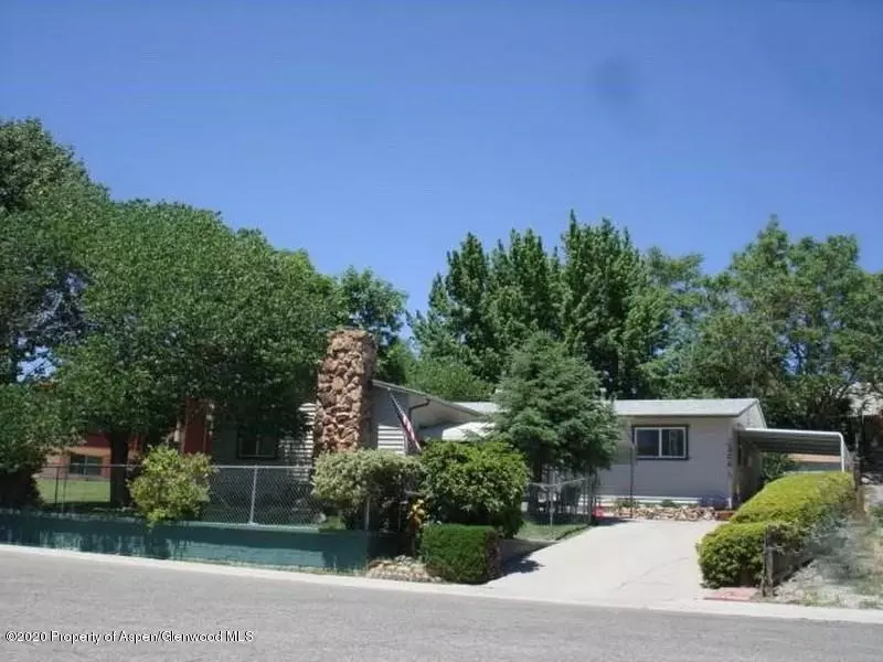 2808 1/2 Bookcliff Avenue, Grand Junction, CO 81501