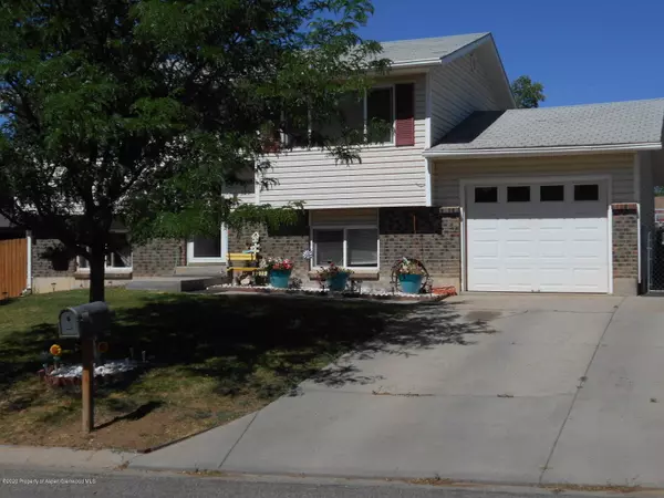 325 Fairway Avenue, Rifle, CO 81650