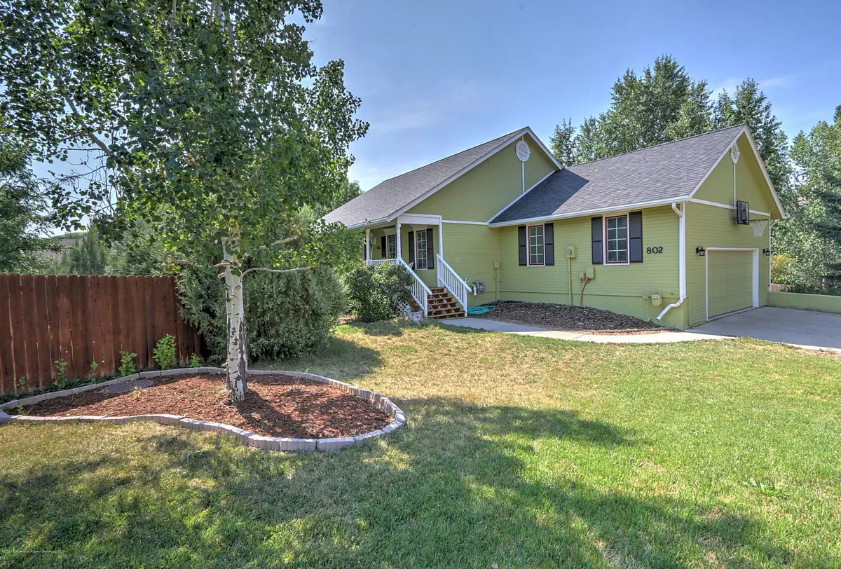 New Castle, CO 81647,802 Mountain View Drive