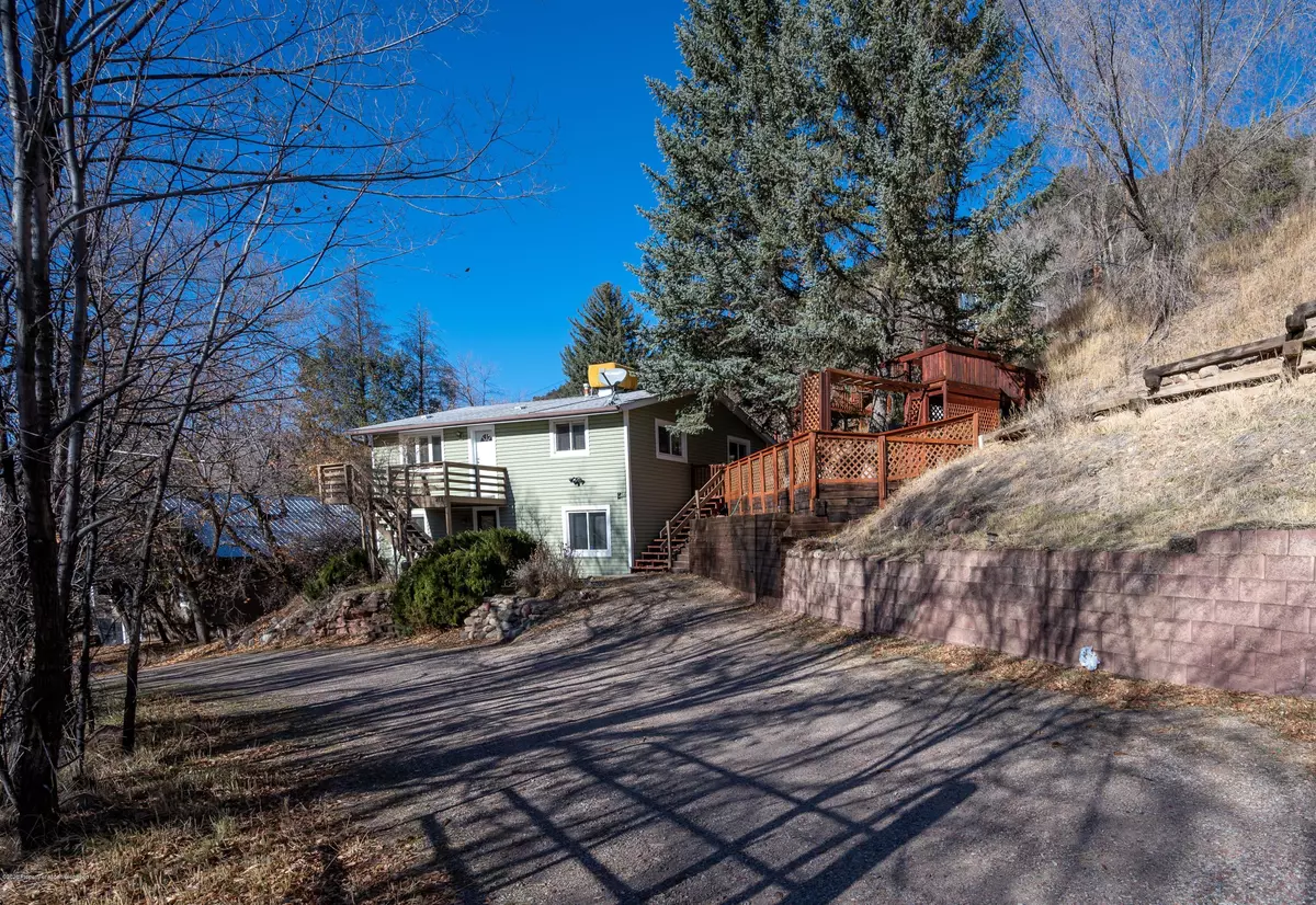 Glenwood Springs, CO 81601,317 4th Street