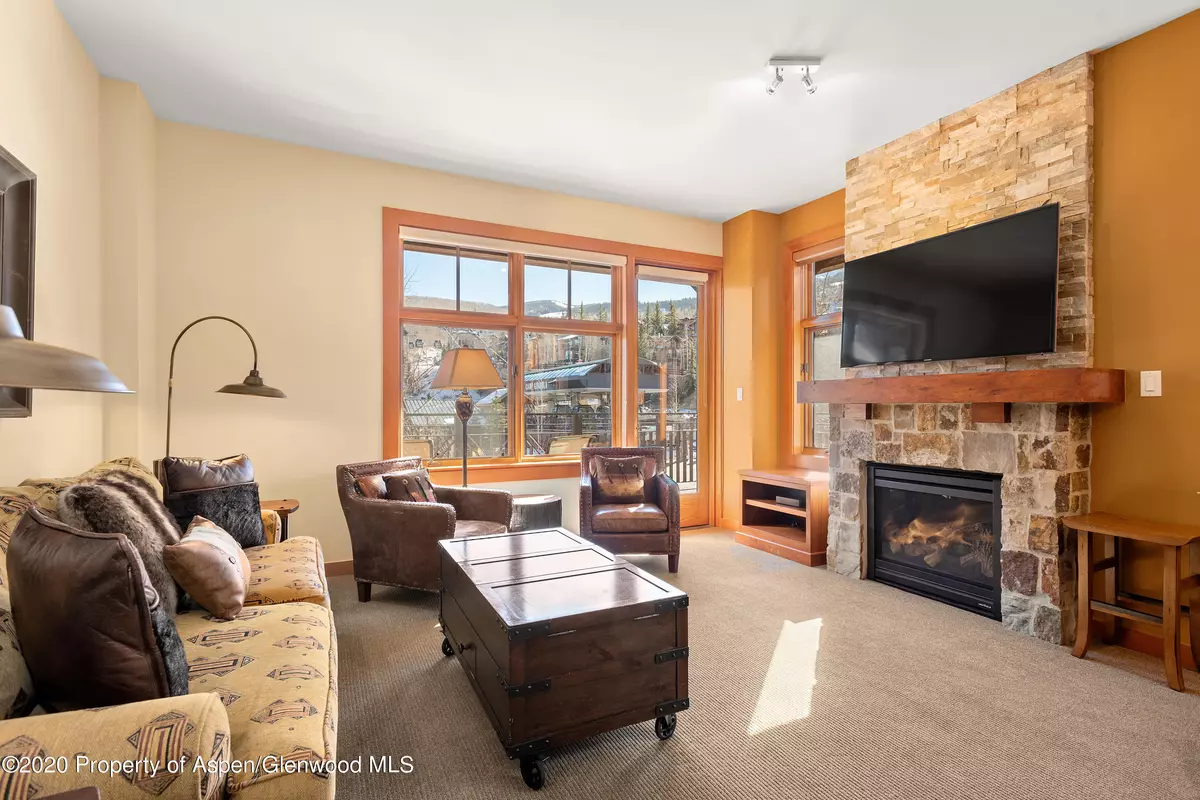 Snowmass Village, CO 81615,90 Carriage Way 3312