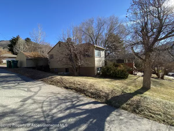 Glenwood Springs, CO 81601,202 Laurel Street