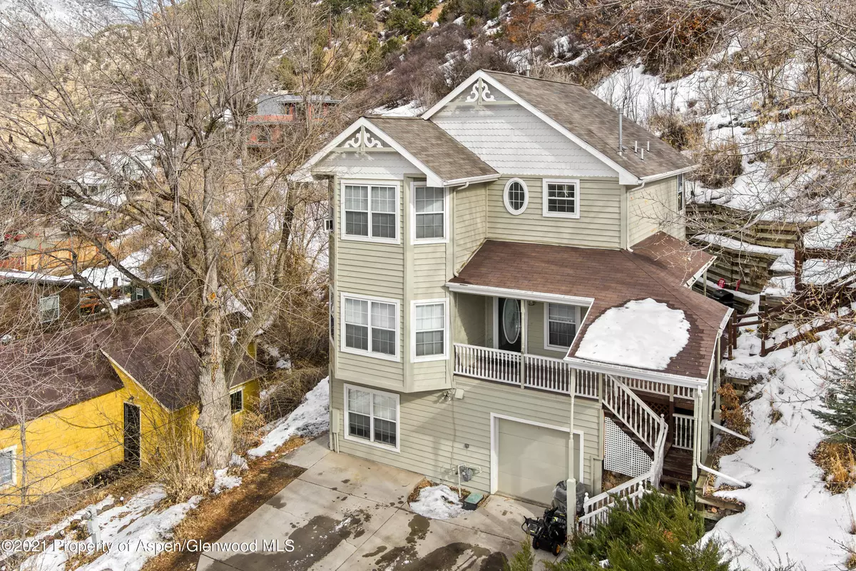 Glenwood Springs, CO 81601,720 Minter Avenue