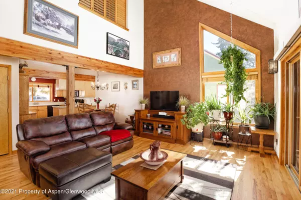 Glenwood Springs, CO 81601,1213 Bennett Avenue