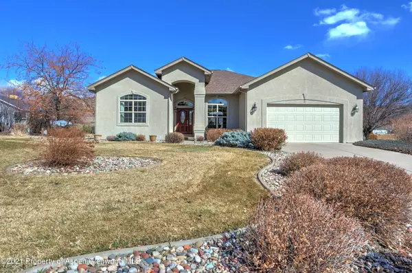 81 Ridge View Place, Parachute, CO 81635