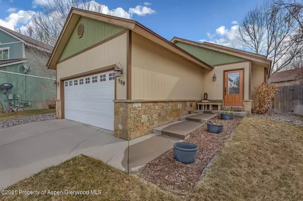 New Castle, CO 81647,589 Ginseng Road