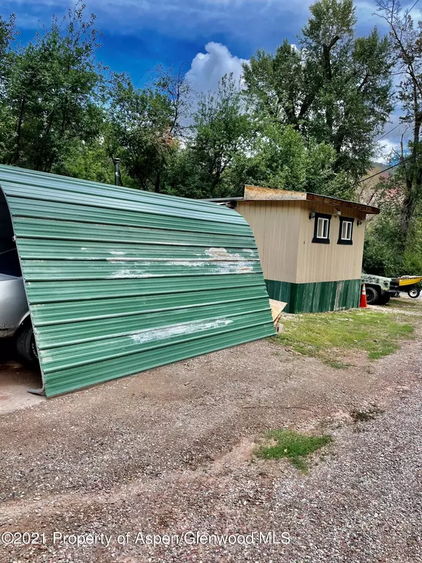 Glenwood Springs, CO 81601,250 County Road 127 4