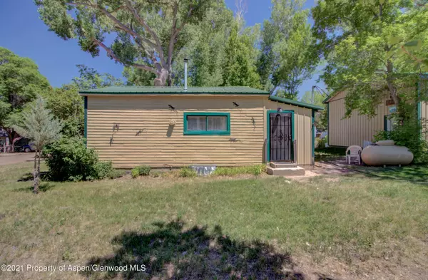 Maybell, CO 81640,94 Veatch Avenue