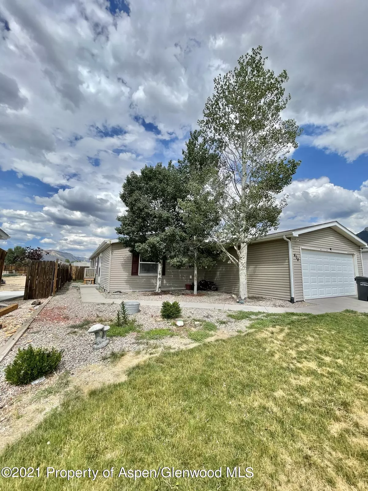 Parachute, CO 81635,404 Mineral Springs Circle