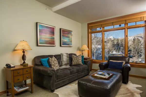 Snowmass Village, CO 81615,60 Carriage Way 3225