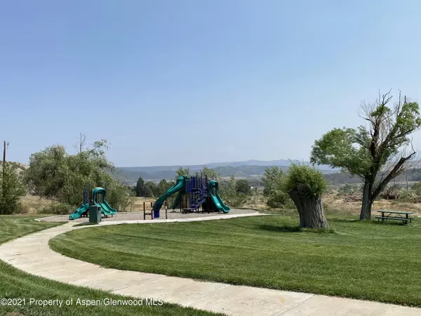 Silt, CO 81652,332 Roan Court