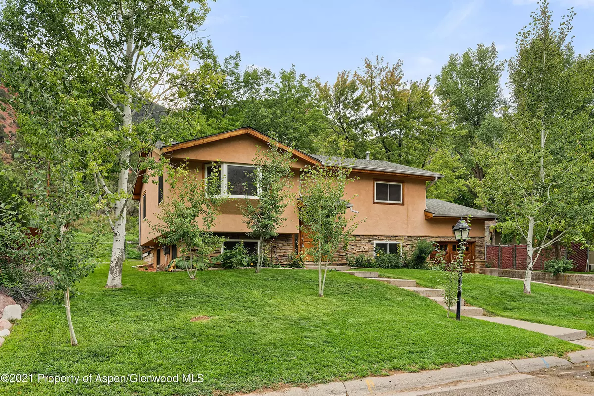 Glenwood Springs, CO 81601,2110 Bennett Avenue