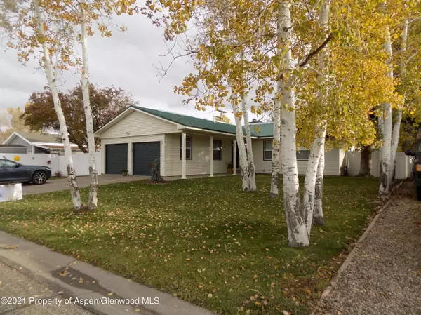 2014 W 3rd Street, Craig, CO 81625