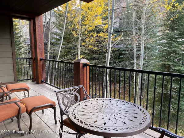 Aspen, CO 81611,0075 Prospector Road 8204 - 7