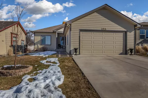 223 Limberpine Circle, Parachute, CO 81635