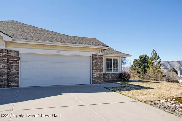 124 S Ridge Court, Parachute, CO 81635