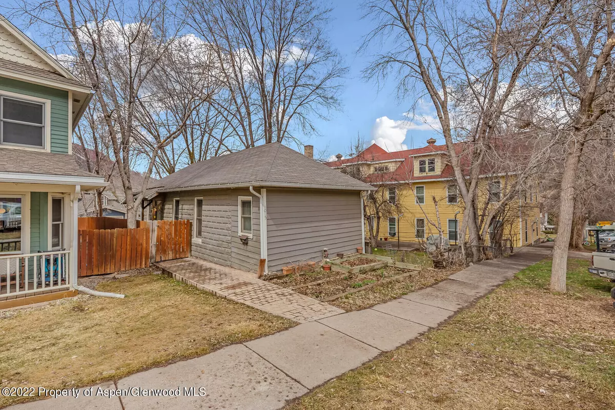 Glenwood Springs, CO 81601,1015 Bennett Avenue