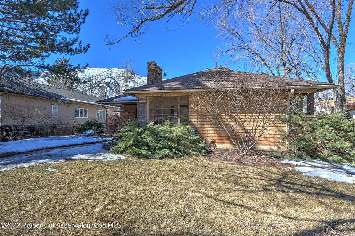 Glenwood Springs, CO 81601,1215 Grand Avenue