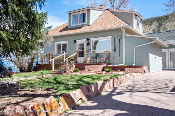 Glenwood Springs, CO 81601,1122 Cooper Avenue