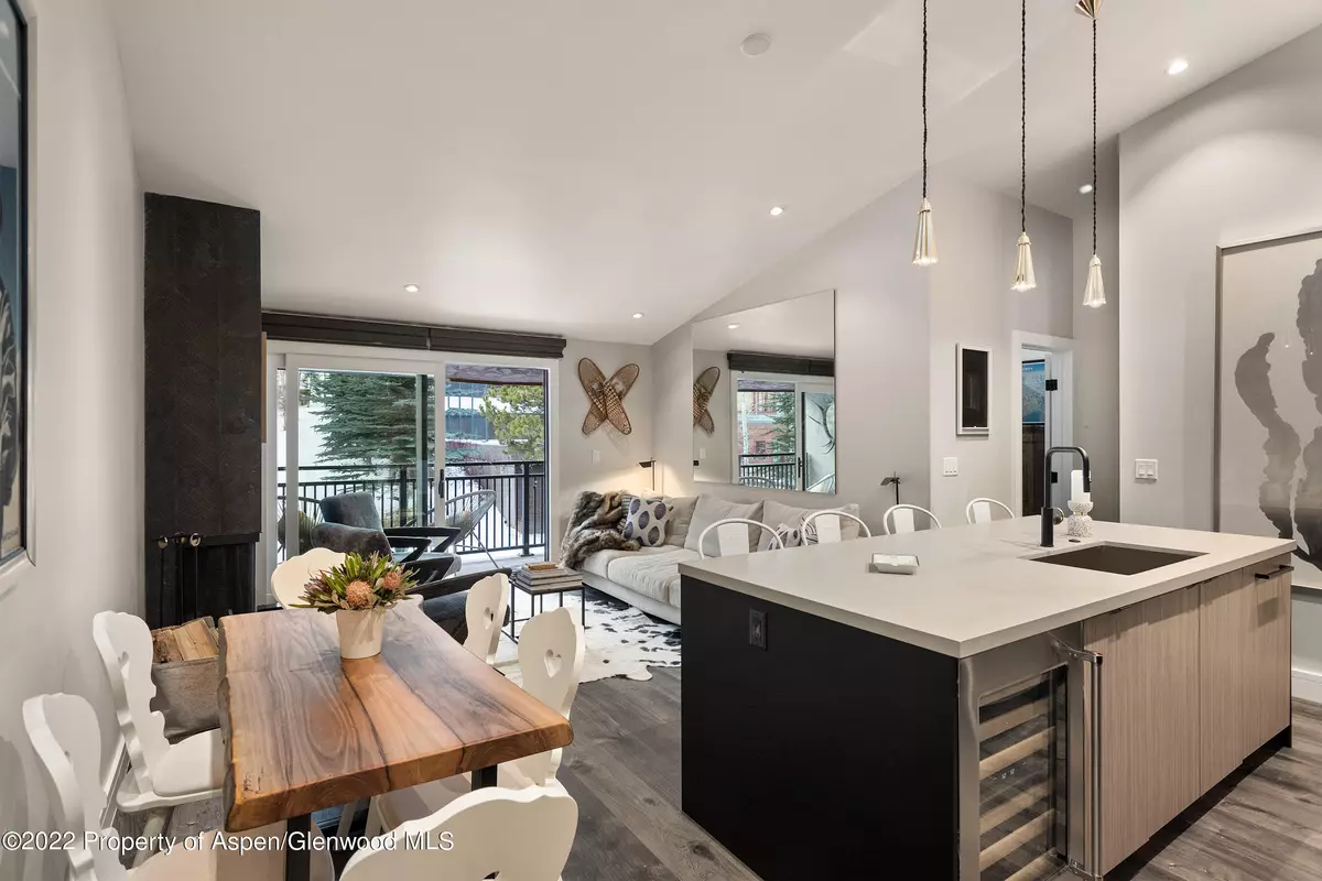 Aspen, CO 81611,700 S Monarch Street 302