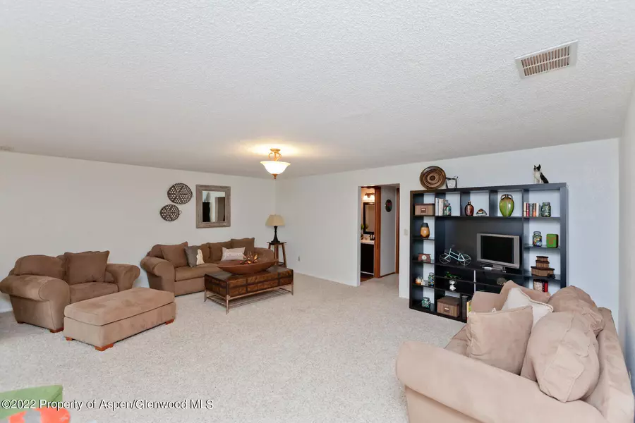 398 Ridgeway Drive, Grand Junction, CO 81507