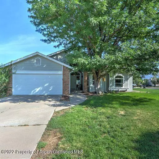 11 Columbine Lane, Parachute, CO 81635