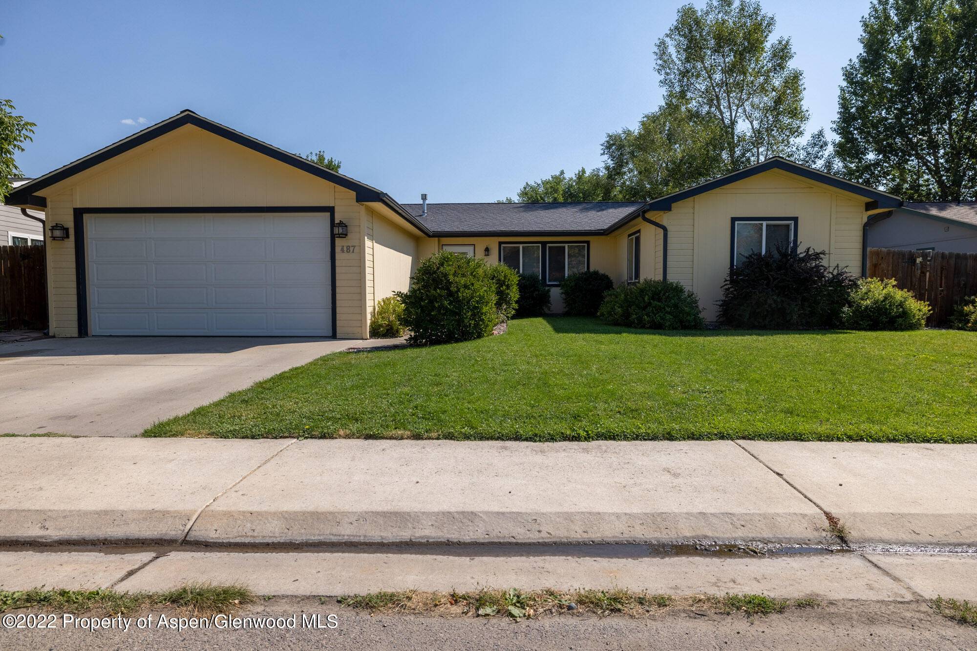 487 W Richards Avenue, Silt, CO 81652