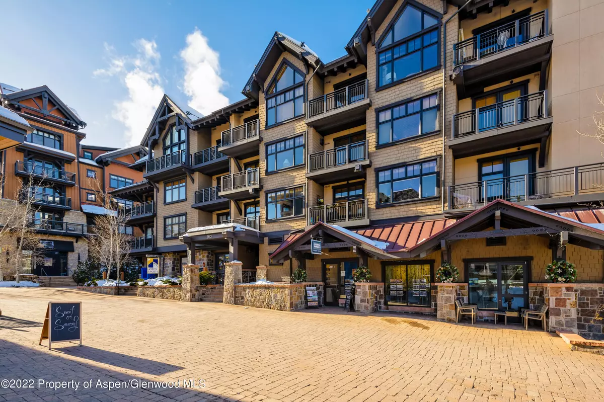 Snowmass Village, CO 81615,90 Carriage Way 3316