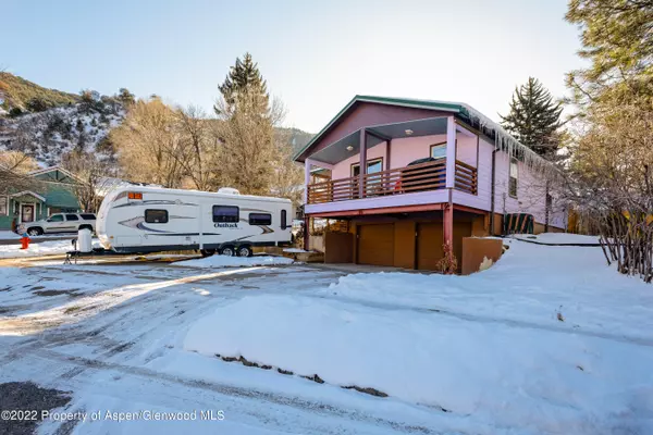 709 Palmer Avenue, Glenwood Springs, CO 81601