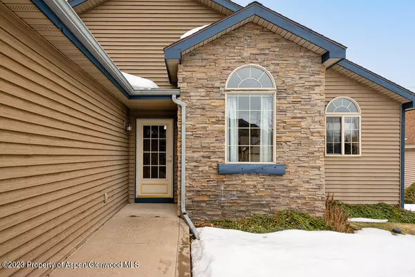 New Castle, CO 81647,314 Mesquite Court