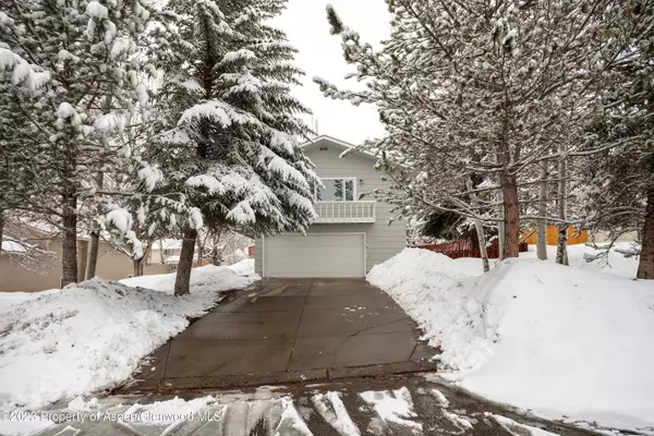 409 CLOVER Circle, Hayden, CO 81639