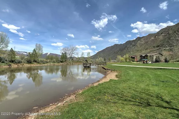 New Castle, CO 81647,315 River View Drive 1807