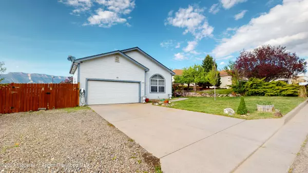 15 Pinyon Place, Parachute, CO 81635