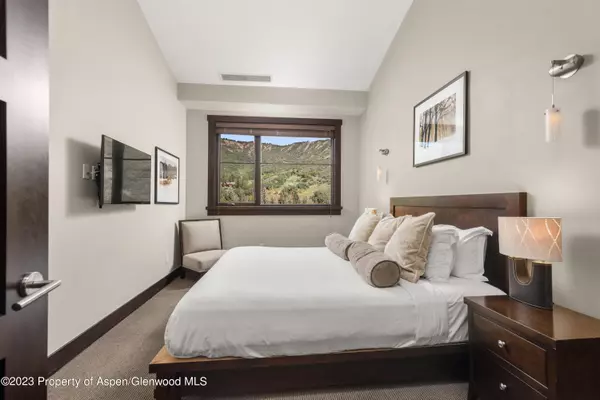 Snowmass Village, CO 81615,120 Carriage Way 2303